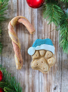 Santa Hat Paw with Candy Cane or Sticks